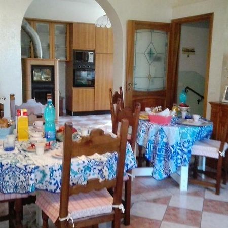 B&B Bread And Fantasy Ostra Экстерьер фото